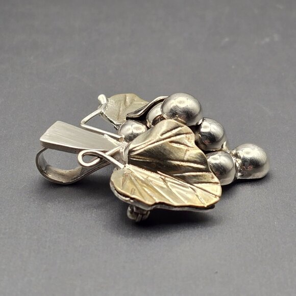 VTG Sterling Silver Grapes & Gold Tone Leaves Brooch Pendant 1.5" Mexico 15.74g - Picture 2 of 9